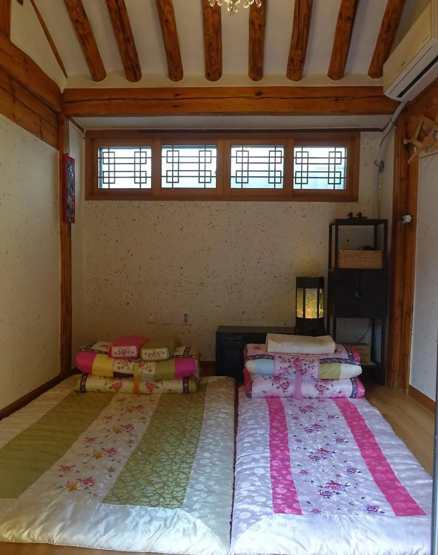 סיאול Seochon Guesthouse קוריאה הדרומית