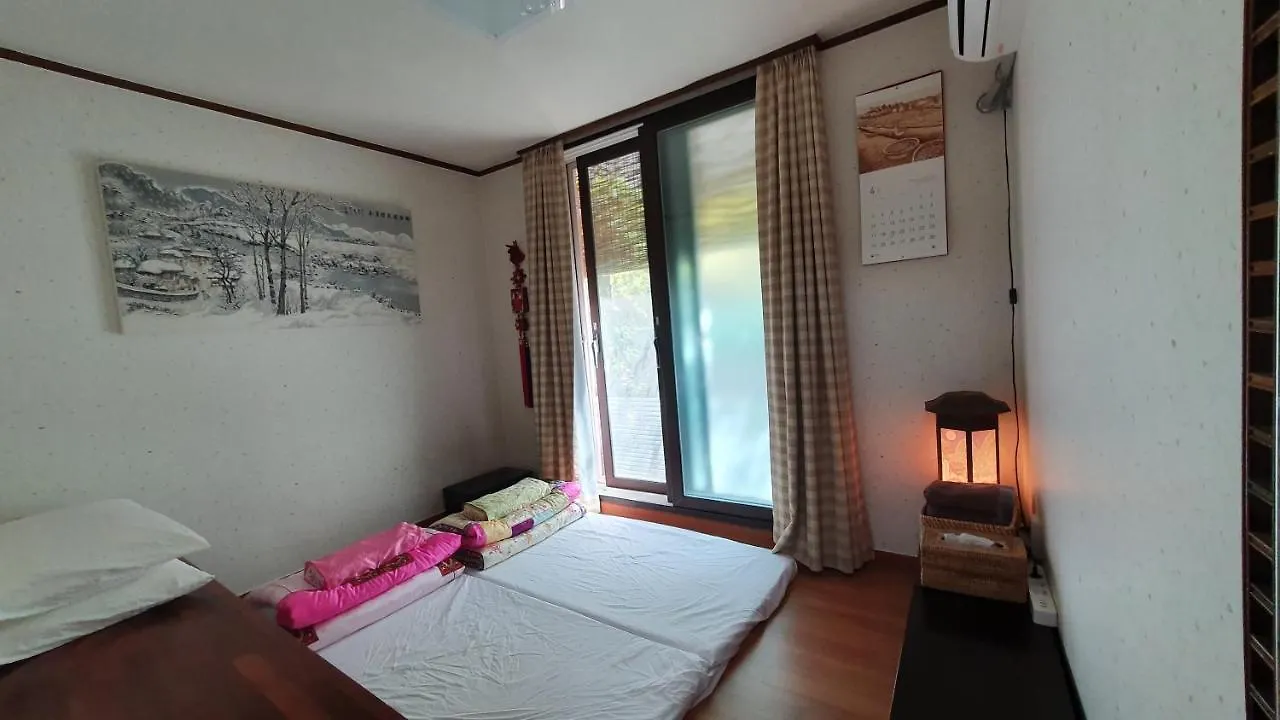 Seochon Guesthouse Σεούλ Πανσιόν