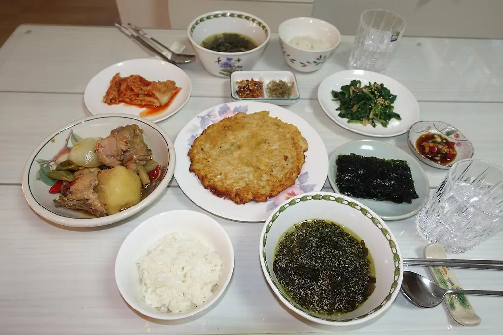 Seochon Guesthouse Σεούλ Πανσιόν