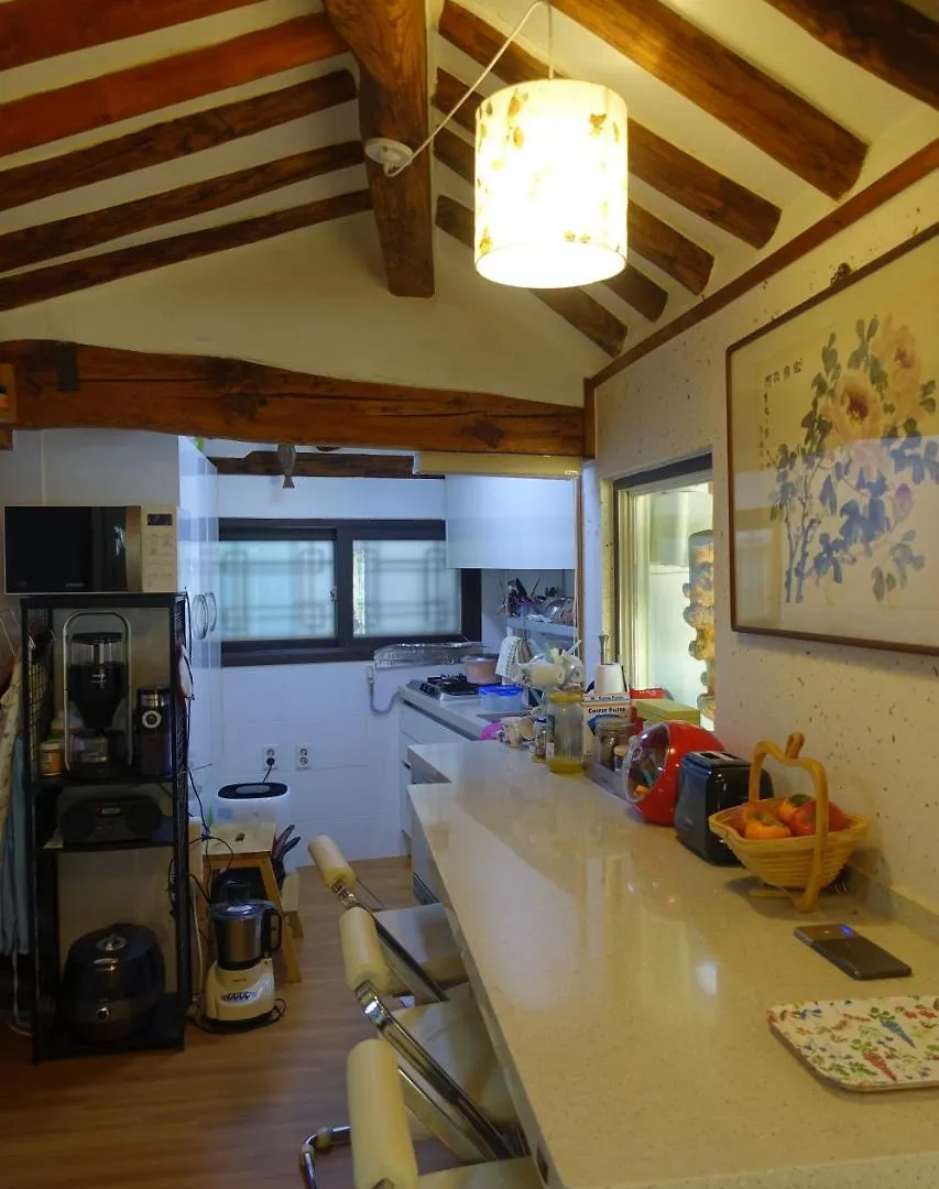 Konukevi Seochon Guesthouse Seul Güney Kore